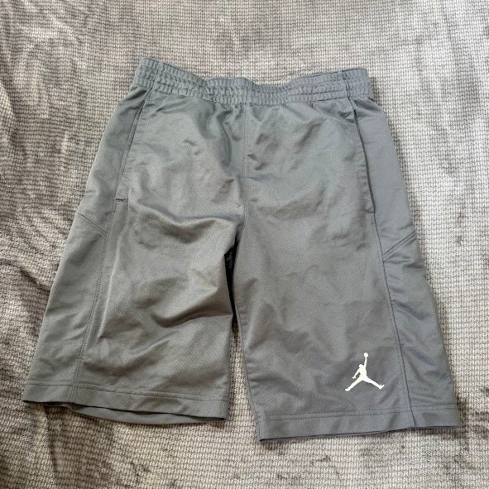 Jordan Mens Dri-FIT Athletic Basketball Shorts Gray Jumpman Size Small 28X10